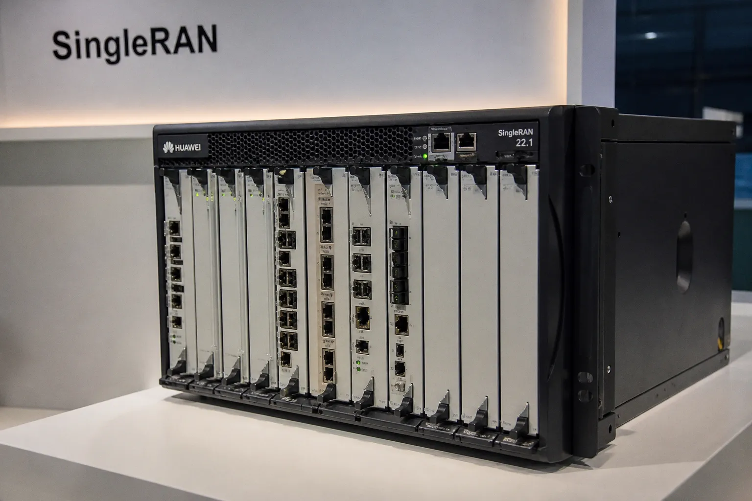 Huawei SingleRAN 22.1: как новая платформа меняет инфраструктуру для мобильного ИИ