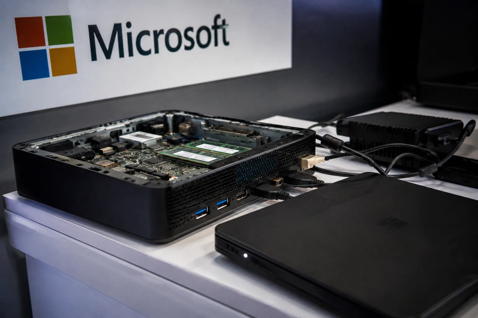 Project Zenith: Microsoft выпускает облегченную Windows для ИИ-разработчиков